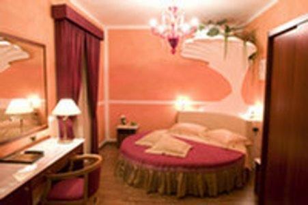 Hotel Benessere Villa Fiorita Colfiorito Dış mekan fotoğraf
