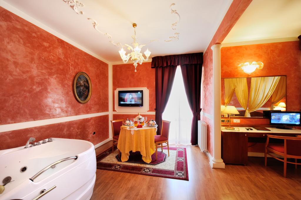 Hotel Benessere Villa Fiorita Colfiorito Dış mekan fotoğraf