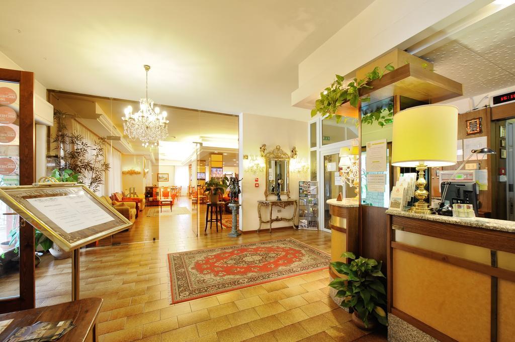 Hotel Benessere Villa Fiorita Colfiorito Dış mekan fotoğraf